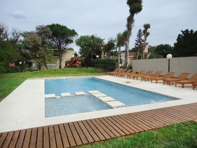 Alquilo Departamentos Clari del Mar en Villa Gesell zona  a 150 Mts de la Playa