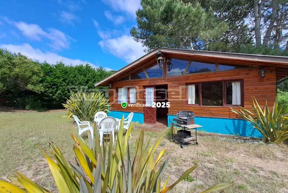 Alquilo Complejo de Cabañas Comarca Marina en Villa Gesell zona  a 1800 Mts de la Playa 