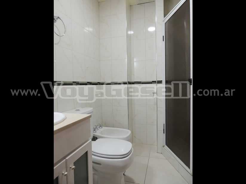 Alquilo Complejo de Duplex Complejo Cristal en Villa Gesell zona  a 180 mts de la Playa