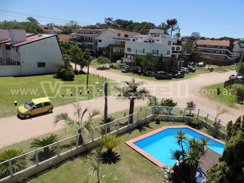 Alquilo Complejo de Duplex Complejo Cristal en Villa Gesell zona  a 180 mts de la Playa