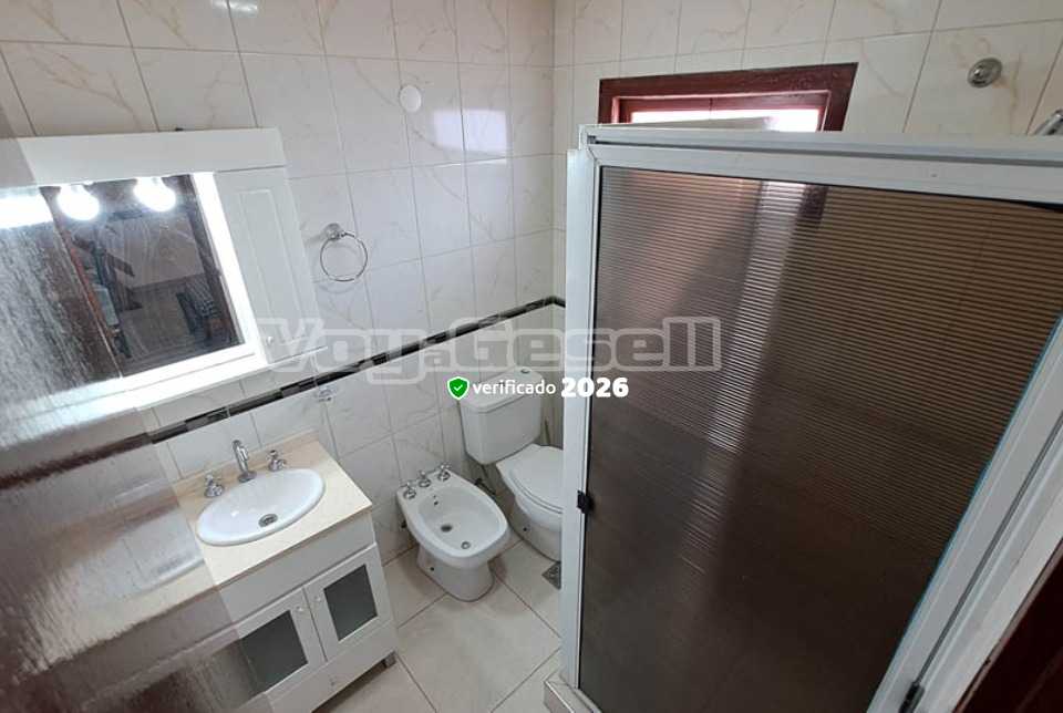 Alquilo Complejo de Duplex Complejo Cristal en Villa Gesell zona  a 180 mts de la Playa