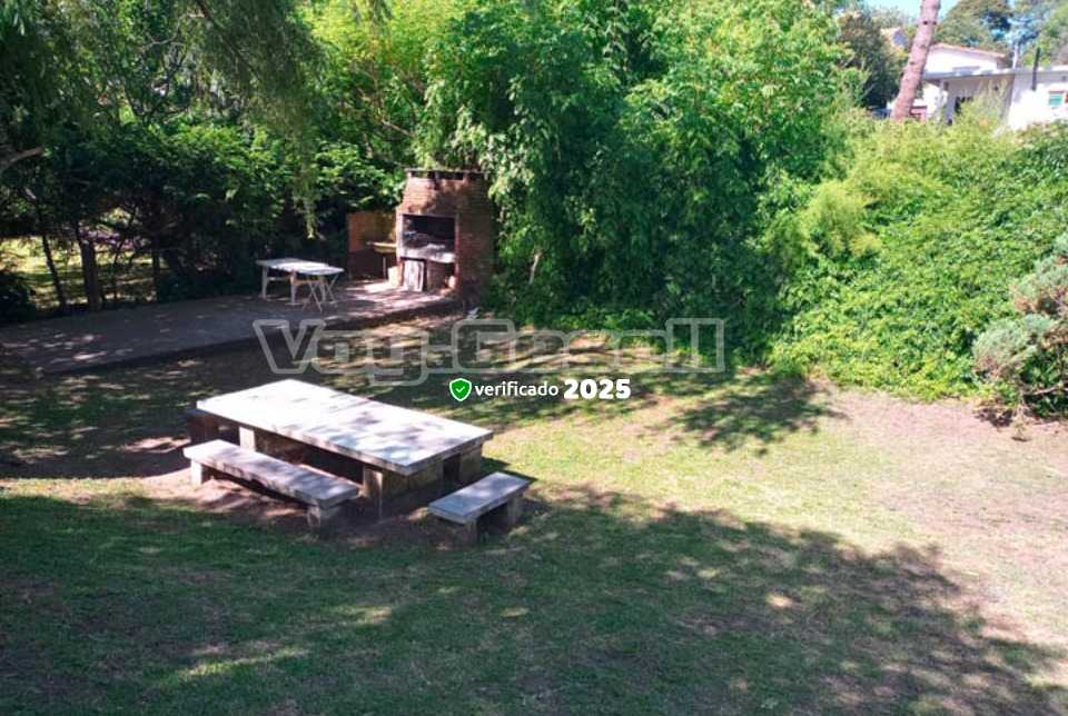 Alquilo Departamentos Complejo Lila en Villa Gesell zona  