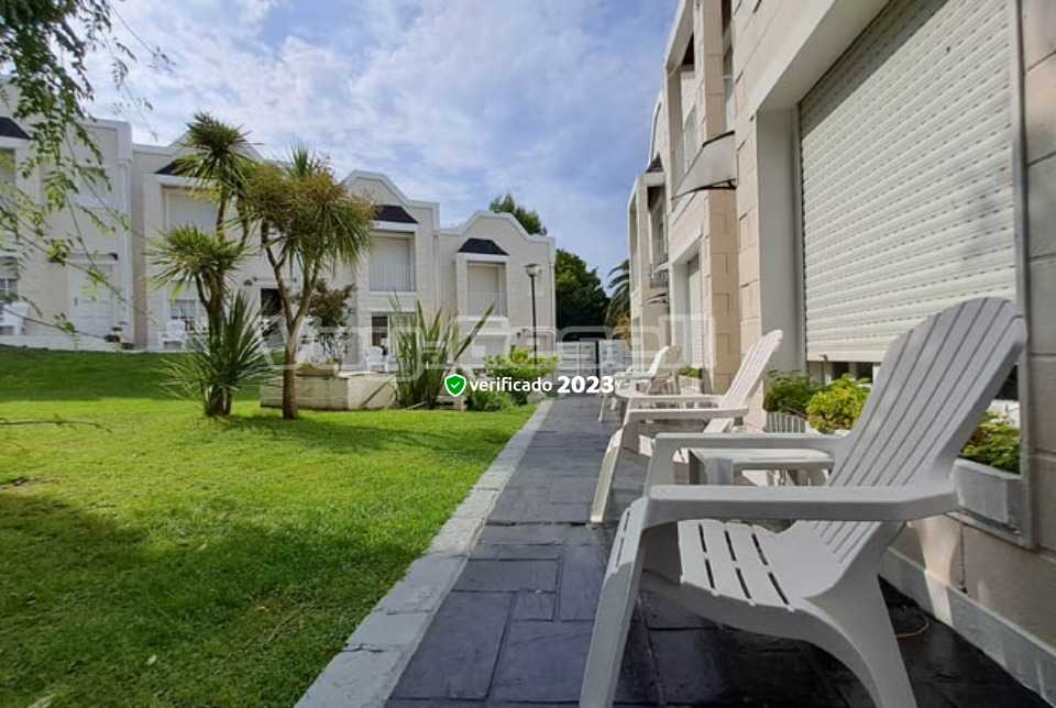 Alquilo Complejo de Cabañas Punta Villa en Villa Gesell zona  a 200 Mts de la Playa 