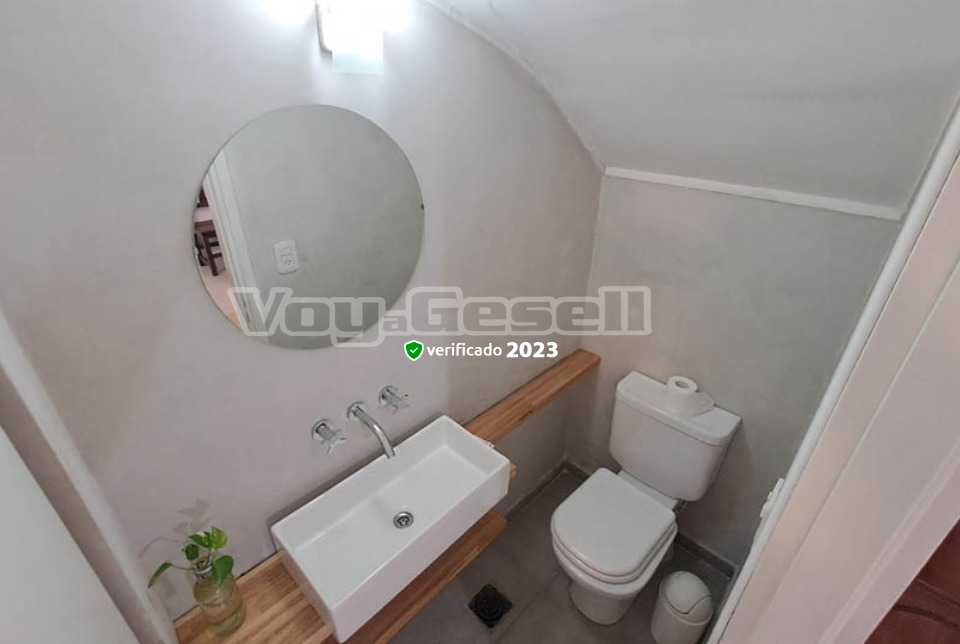 Alquilo Complejo de Cabañas Punta Villa en Villa Gesell zona  a 200 Mts de la Playa