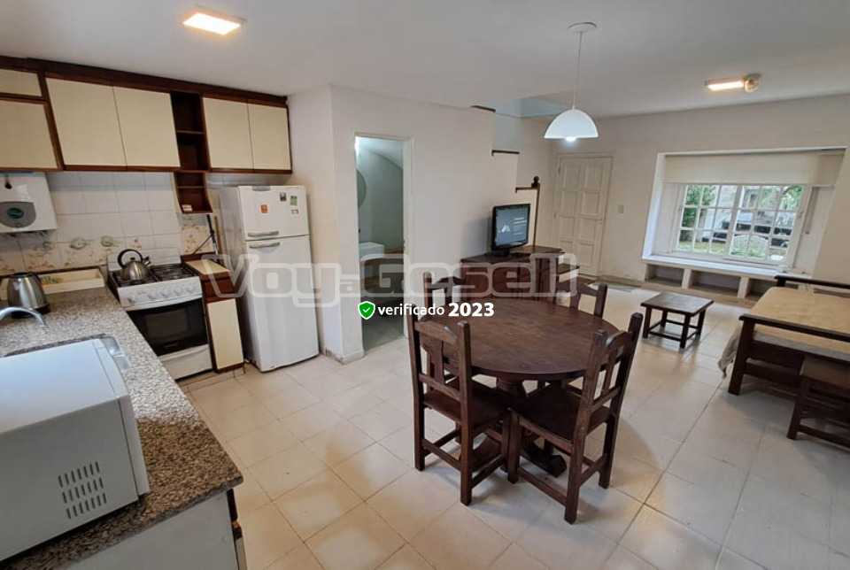 Alquilo Complejo de Cabañas Punta Villa en Villa Gesell zona  a 200 Mts de la Playa