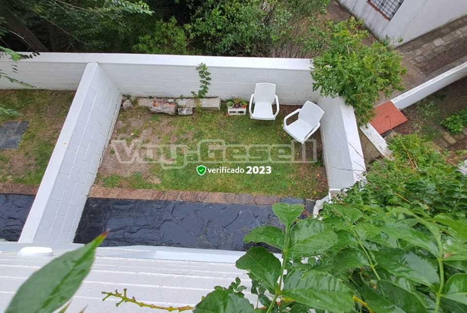 Alquilo Complejo de Cabañas Punta Villa en Villa Gesell zona  a 200 Mts de la Playa