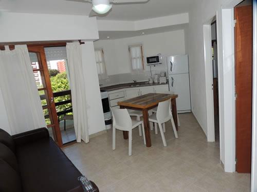 Alquilo Apart Hotel Condominio Octogono en Villa Gesell zona  a 300 Mts de la Playa