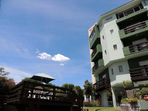 Alquilo Apart Hotel Condominio Octogono en Villa Gesell zona  a 300 Mts de la Playa