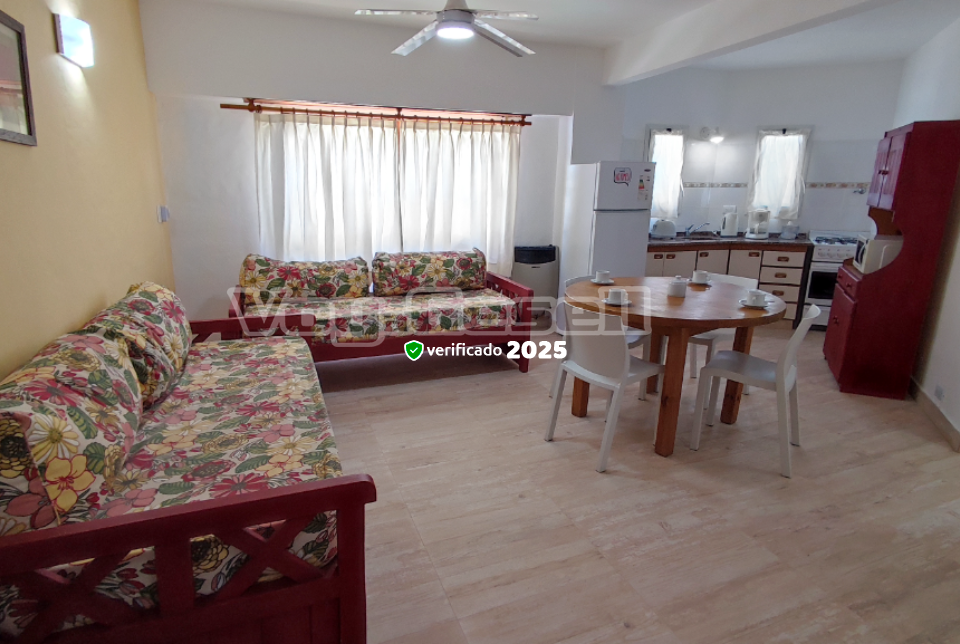 Alquilo Apart Hotel Condominio Octogono en Villa Gesell zona  a 300 Mts de la Playa