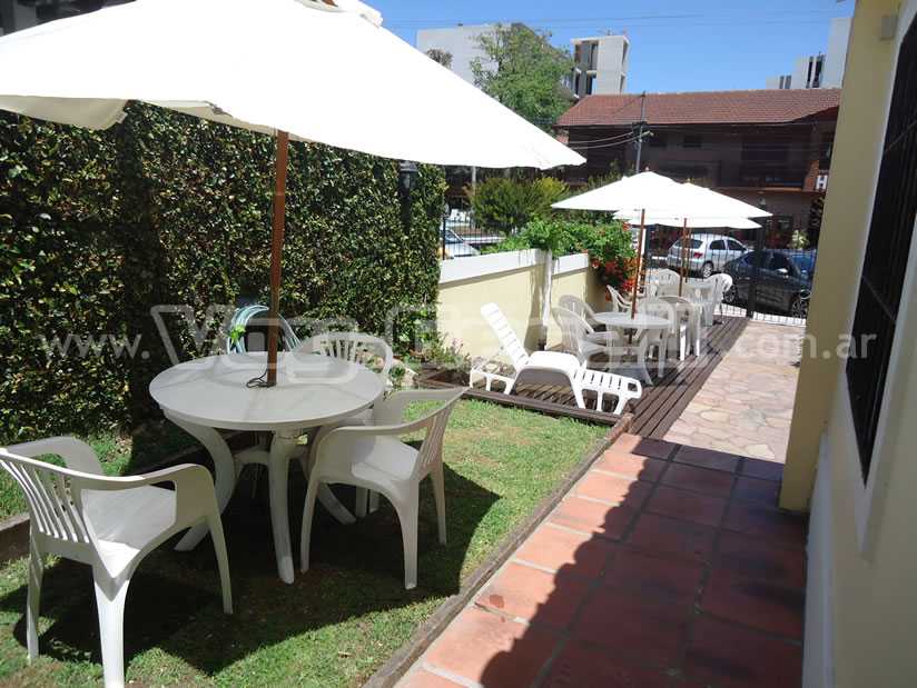 Alquilo Hostería Hostería Conti en Villa Gesell zona  a 400 Mts de la Playa 