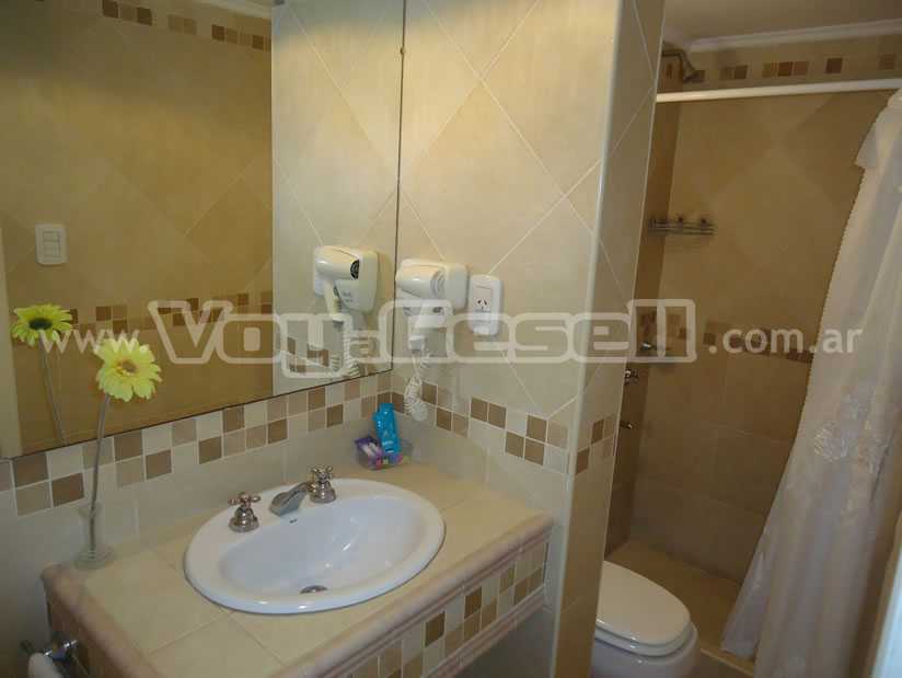 Alquilo Hostería Hostería Conti en Villa Gesell zona  a 400 Mts de la Playa