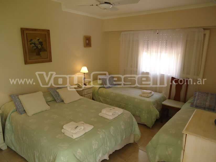 Alquilo Hostería Hostería Conti en Villa Gesell zona  a 400 Mts de la Playa