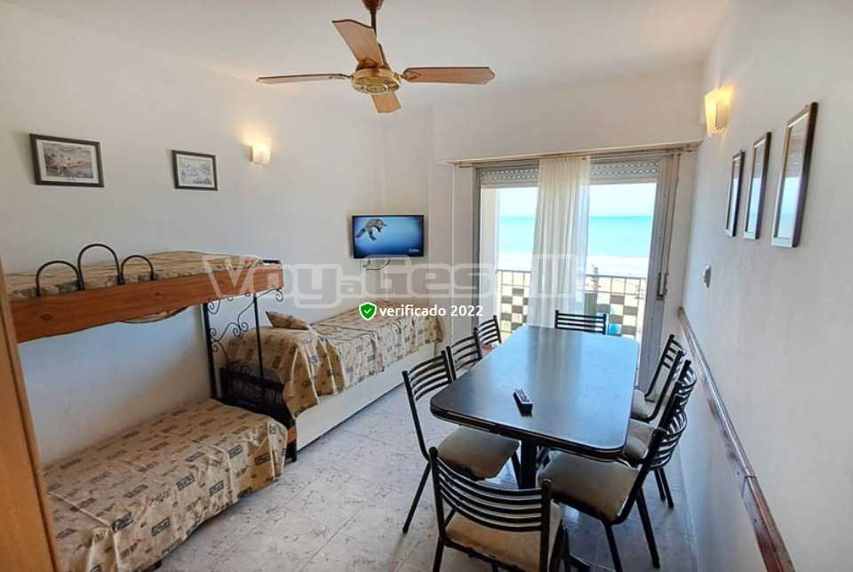 Alquilo Departamentos Cote Dor en Villa Gesell zona  a 5 Mts de la Playa