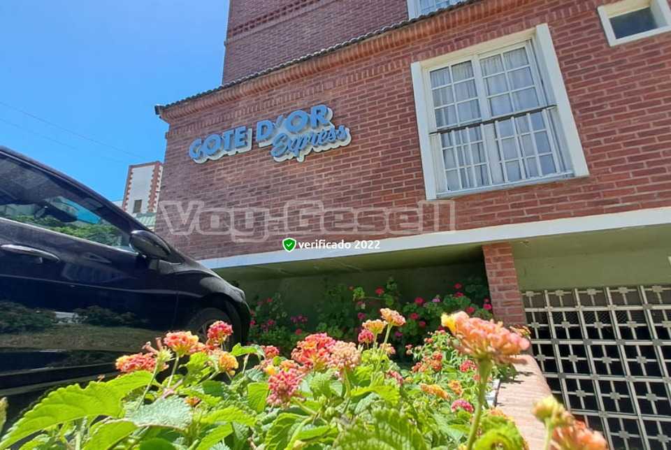 Alquilo Apart Hotel Cote Dor Express en Villa Gesell zona  a 100 Mts de la Playa 