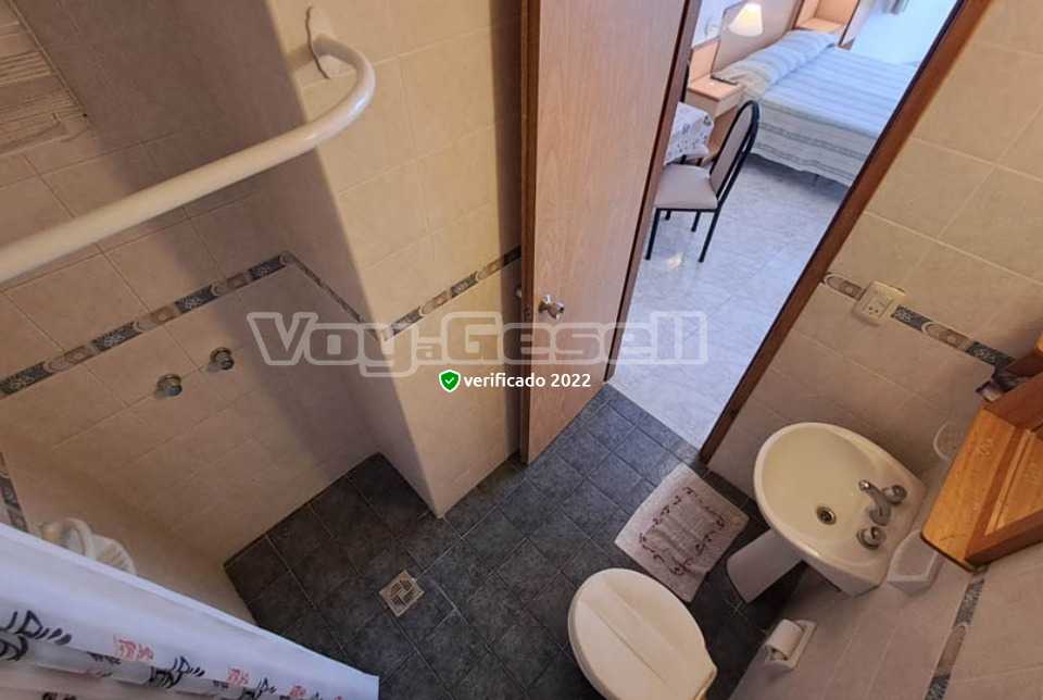 Alquilo Apart Hotel Cote Dor Express en Villa Gesell zona  a 100 Mts de la Playa