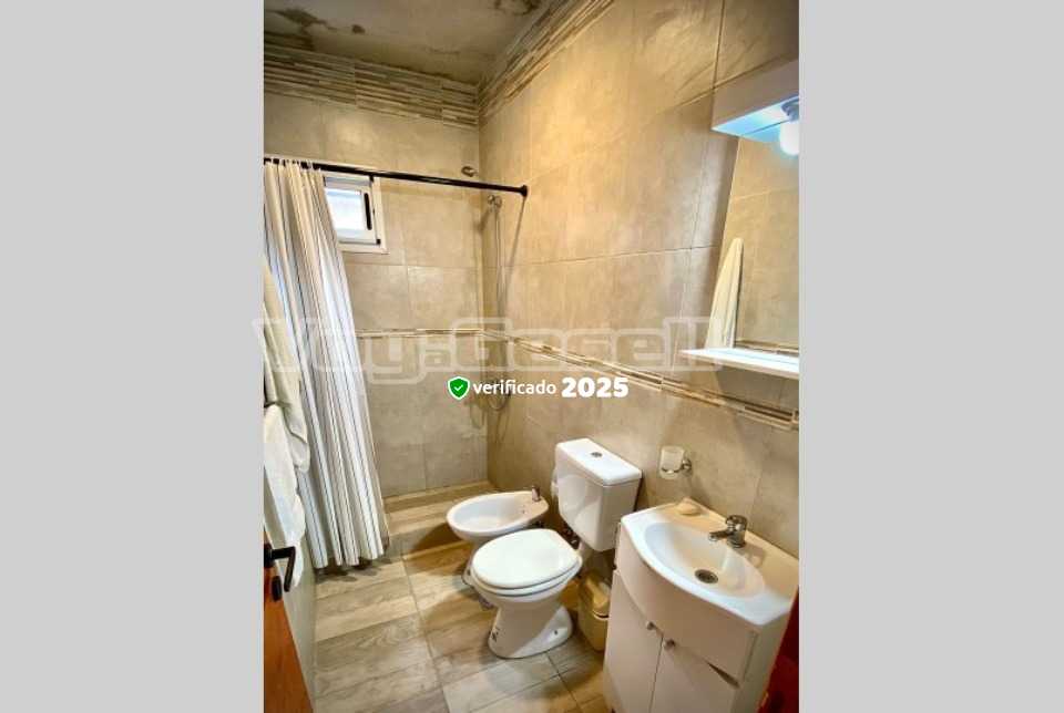 Alquilo Departamentos Departamentos Norte en Villa Gesell zona  a 500 Mts de la Playa