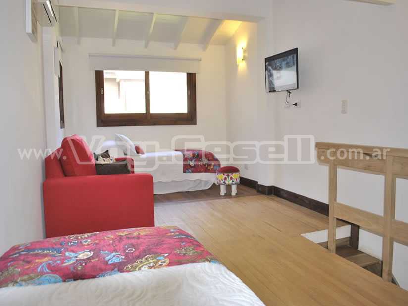 Alquilo Departamentos Dos Mares en Villa Gesell zona  a 100 Mts de la Playa 