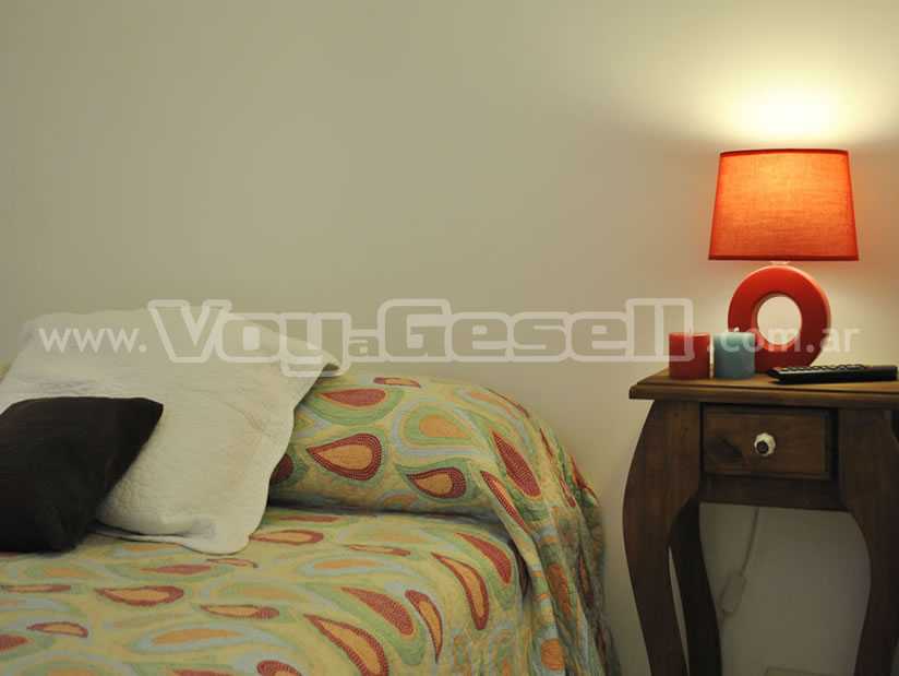 Alquilo Departamentos Dos Mares en Villa Gesell zona  a 100 Mts de la Playa 