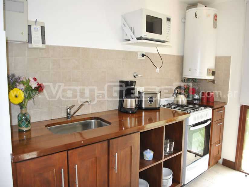 Alquilo Departamentos Dos Mares en Villa Gesell zona  a 100 Mts de la Playa