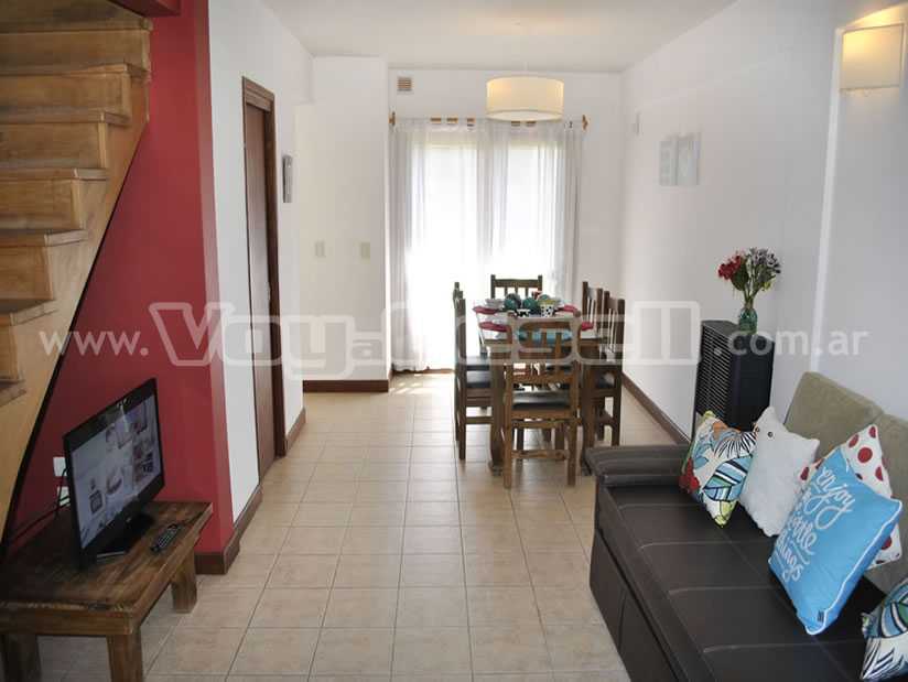 Alquilo Departamentos Dos Mares en Villa Gesell zona  a 100 Mts de la Playa