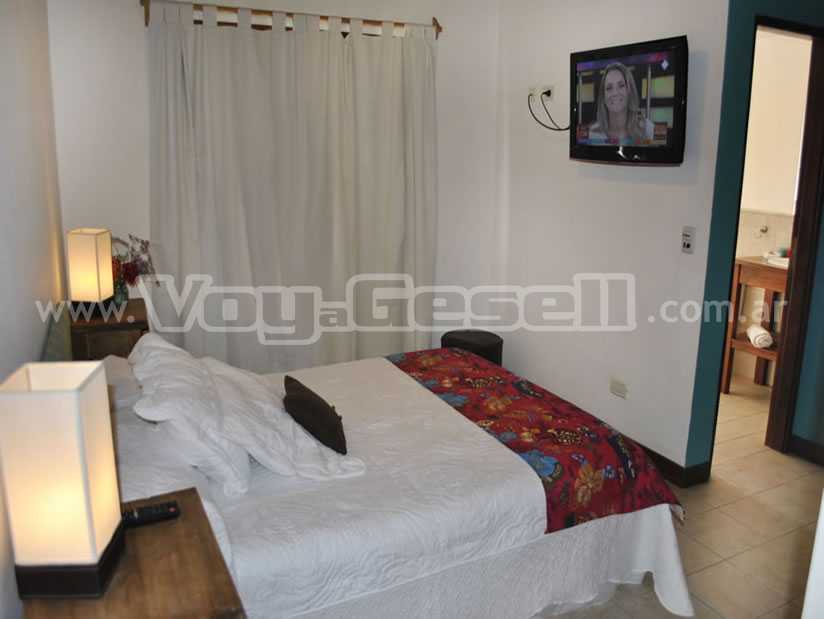 Alquilo Departamentos Dos Mares en Villa Gesell zona  a 100 Mts de la Playa