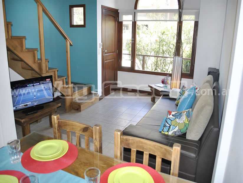 Alquilo Departamentos Dos Mares en Villa Gesell zona  a 100 Mts de la Playa