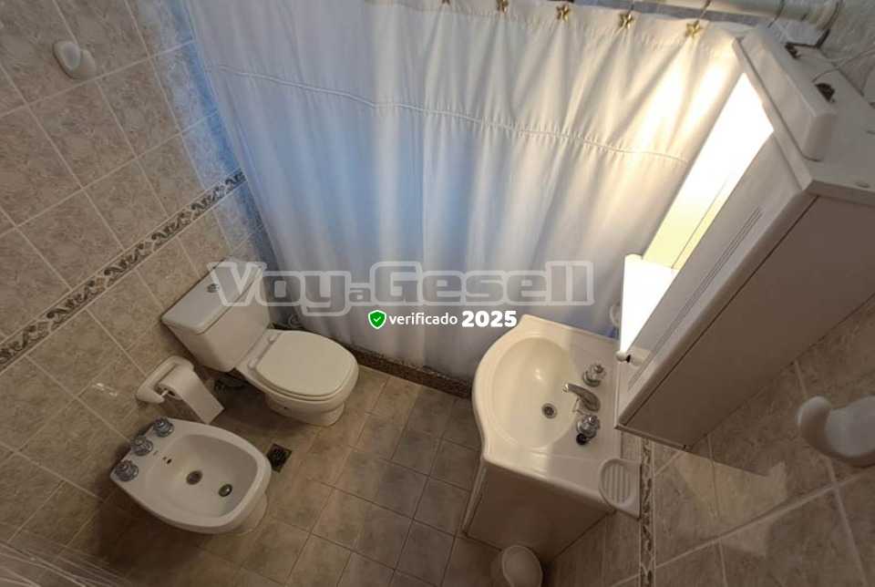 Alquilo Departamentos Edificio Eros en Villa Gesell zona  a 100 Mts de la Playa