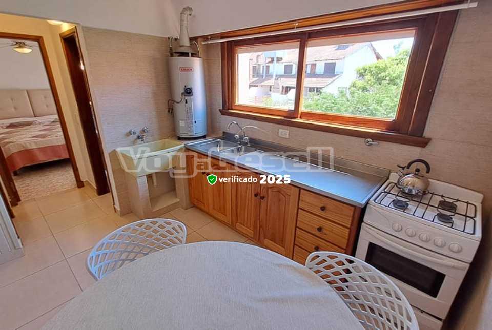 Alquilo Departamentos Edificio Eros en Villa Gesell zona  a 100 Mts de la Playa