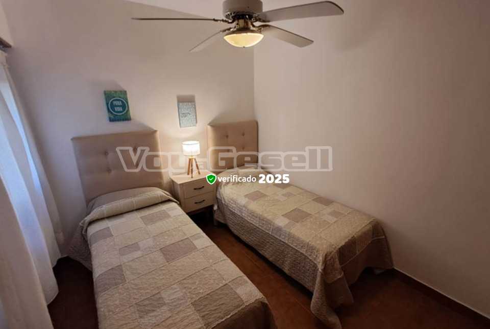 Alquilo Departamentos Edificio Eros en Villa Gesell zona  a 100 Mts de la Playa