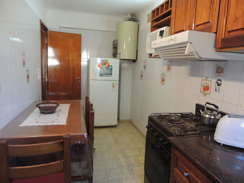 Alquilo Departamentos Edificio Lujan 1 en Villa Gesell zona  a 200 Mts de la Playa