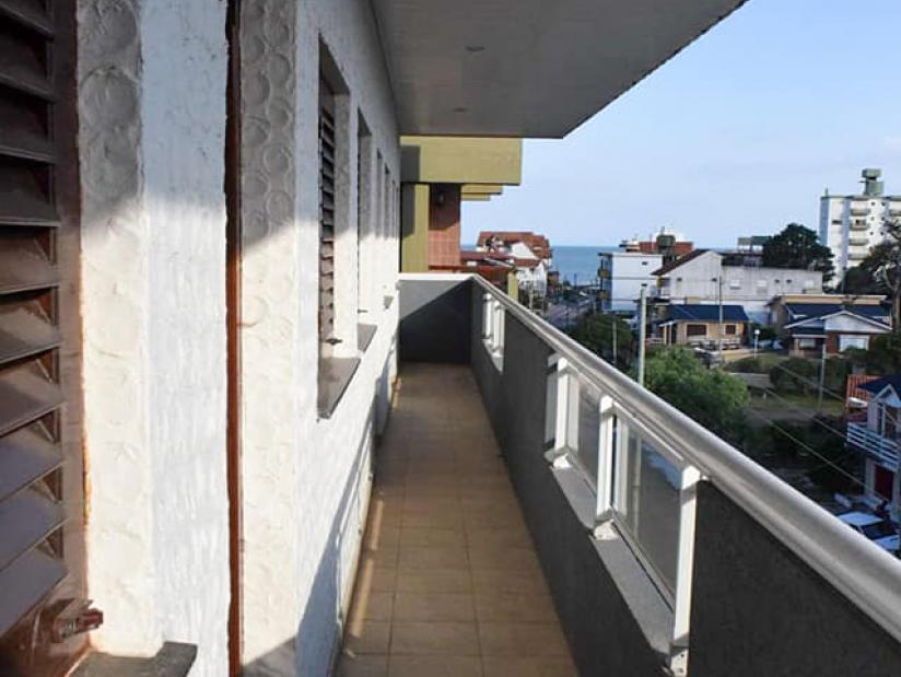 Alquilo Departamentos Edificio Lujan 1 en Villa Gesell zona  a 200 Mts de la Playa