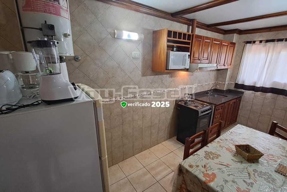 Alquilo Departamentos Edificio Lujan 1 en Villa Gesell zona  a 200 Mts de la Playa 