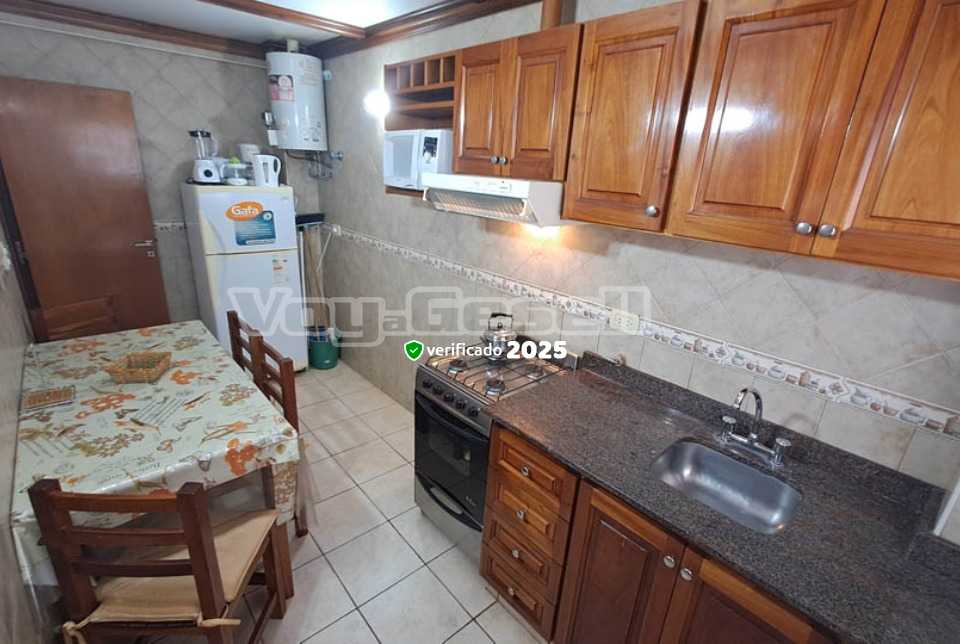 Alquilo Departamentos Edificio Lujan 1 en Villa Gesell zona  a 200 Mts de la Playa 