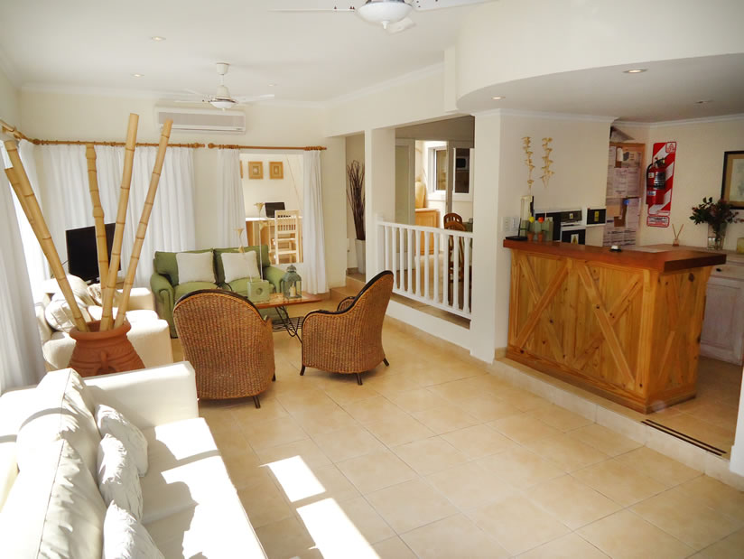 Alquilo Hotel Esturion Village en Villa Gesell zona  a 200 Mts de la Playa 