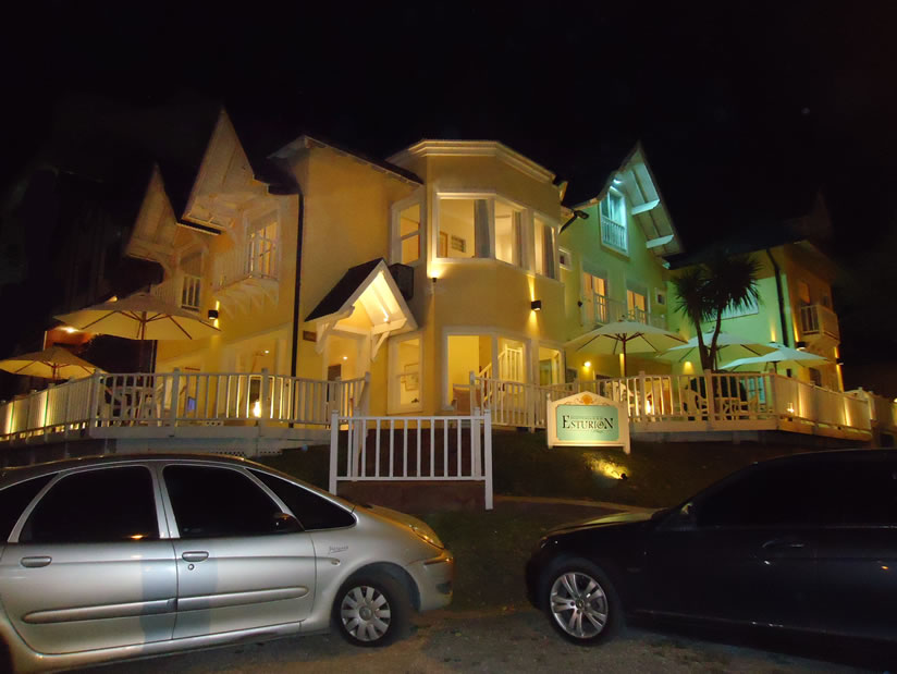 Alquilo Hotel Esturion Village en Villa Gesell zona  a 200 Mts de la Playa 