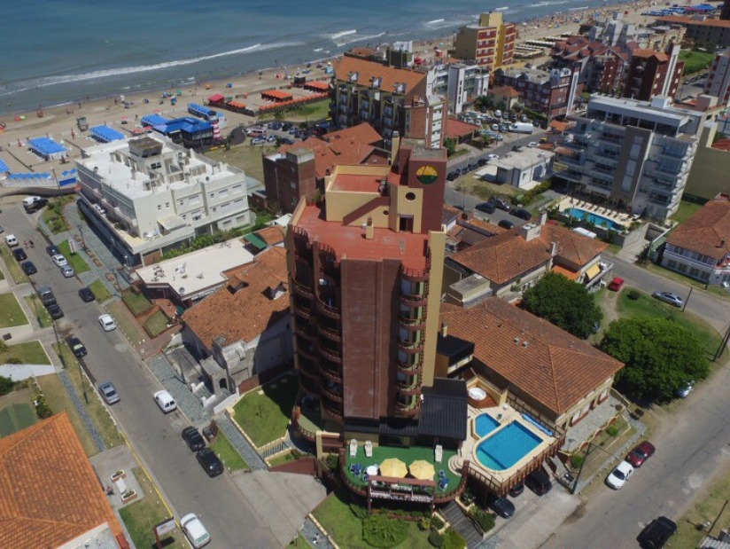Alquilo Hotel Gran International en Villa Gesell zona  a 100 Mts de la Playa 