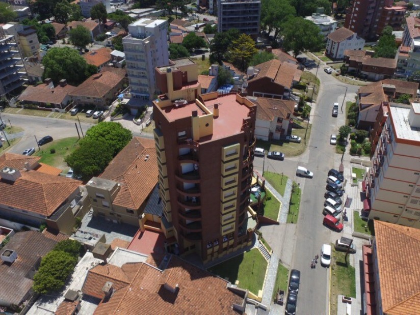 Alquilo Hotel Gran International en Villa Gesell zona  a 100 Mts de la Playa 