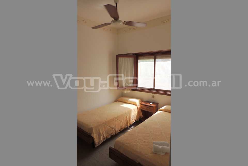 Alquilo Hotel Hotel Helvetica en Villa Gesell zona  a 100 mts de la Playa