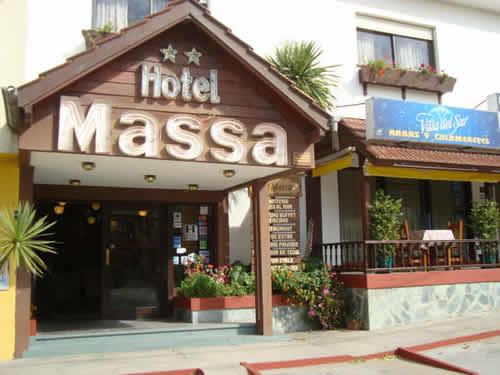Massa: Hotel en Villa Gesell zona Centro Comercial