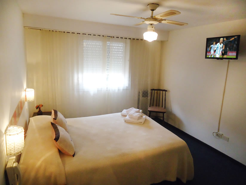 Alquilo Hotel Massa en Villa Gesell zona  a 100 Mts de la Playa