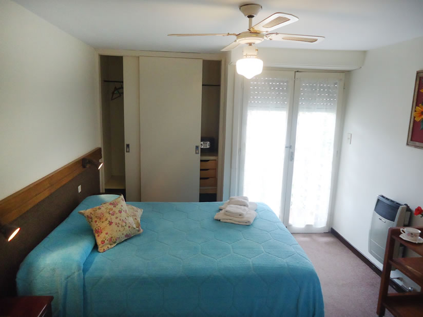 Alquilo Hotel Massa en Villa Gesell zona  a 100 Mts de la Playa