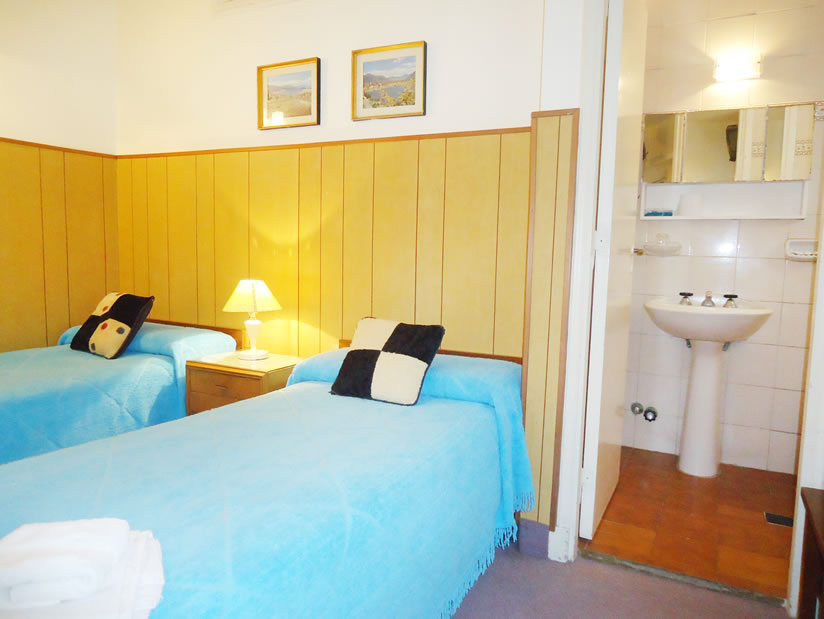 Alquilo Hotel Massa en Villa Gesell zona  a 100 Mts de la Playa