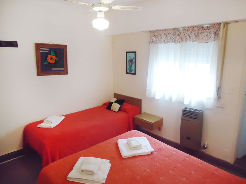 Alquilo Hotel Massa en Villa Gesell zona  a 100 Mts de la Playa