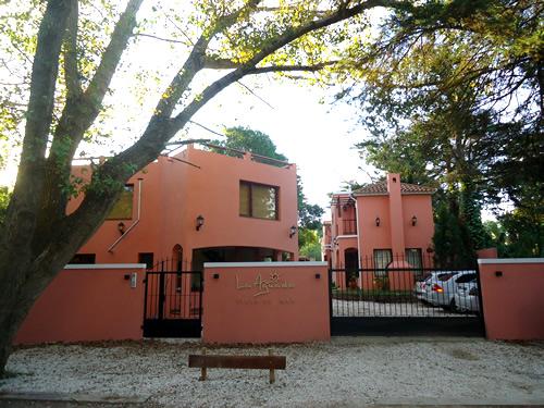 Alquilo Complejo de Cabañas La Aguada en Villa Gesell zona  a 170 Mts de la Playa 