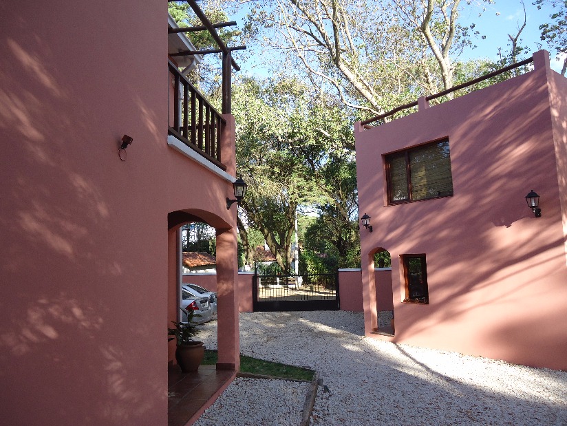 Alquilo Complejo de Cabañas La Aguada en Villa Gesell zona  a 170 Mts de la Playa