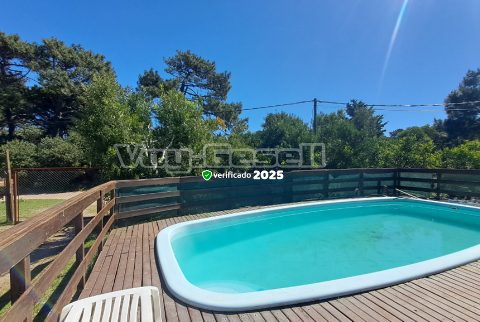 Alquilo Complejo de Cabañas La Casita de Lani en Villa Gesell zona  a 200 Mts de la Playa 