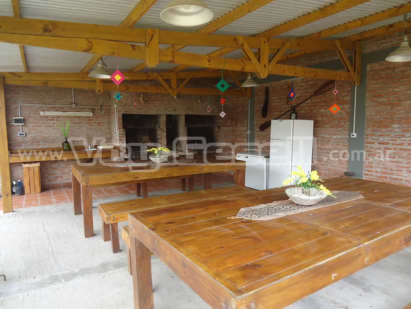 Alquilo Departamentos La Sirun en Villa Gesell zona  a 160 Mts de la Playa