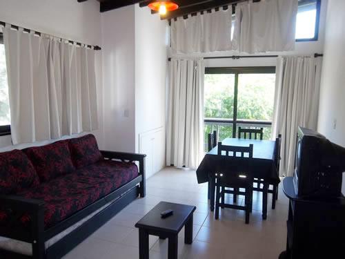 Alquilo Departamentos Los Paraisos en Villa Gesell zona  a 500 Mts de la Playa 