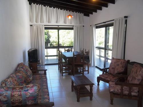 Alquilo Departamentos Los Paraisos en Villa Gesell zona  a 500 Mts de la Playa 