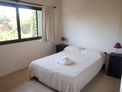 Alquilo Departamentos Los Paraisos en Villa Gesell zona  a 500 Mts de la Playa